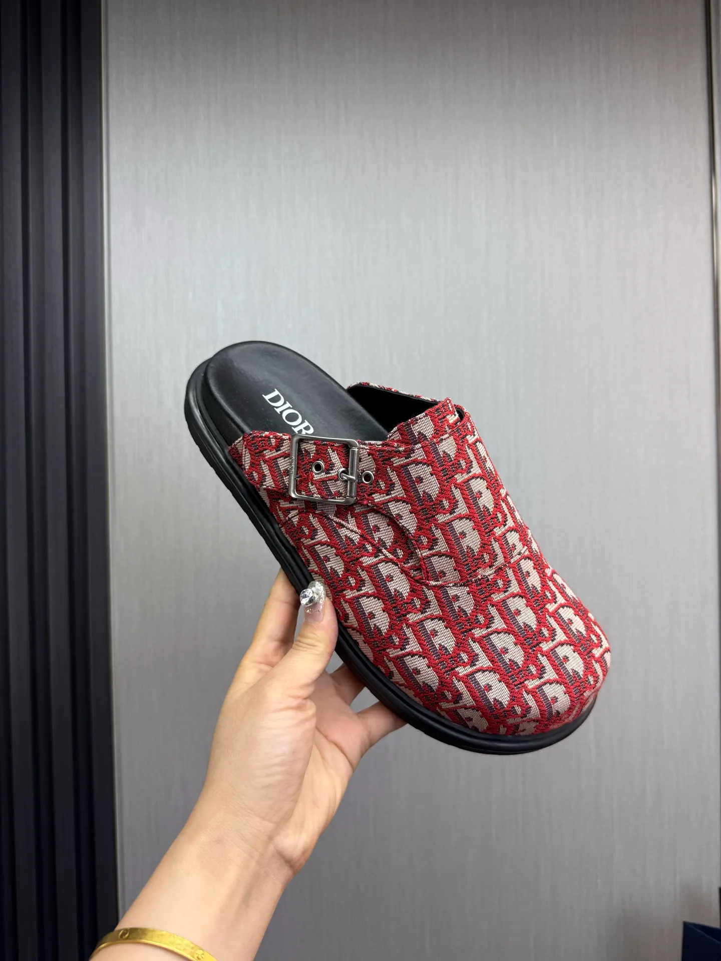 Men's men's shoes 420💰 Dior. Men's slippers🩴Official website 1:1 production 38-45 yards 45 46 🉑️Customized original material shipped✅